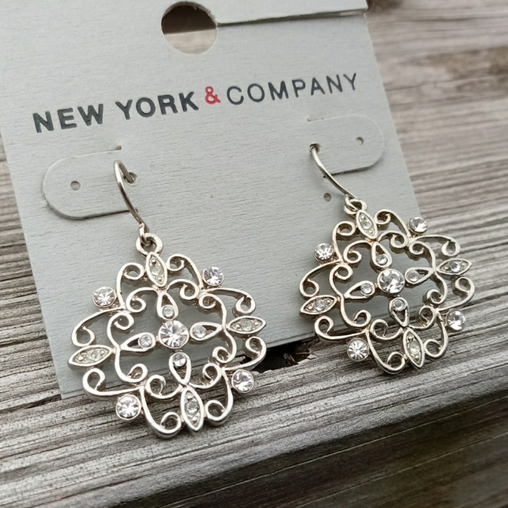 💥 CLOSET CLOSING SALE 💥 NY & Company Earrings-NO COUNTER OFFERS!! - Picture 2 of 6